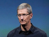 ҳ  (Tim Cook)