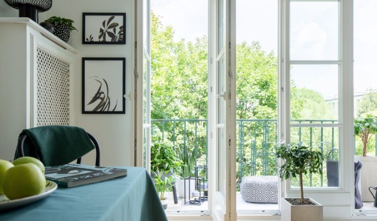 Где искать мастера по ремонту балконных дверей