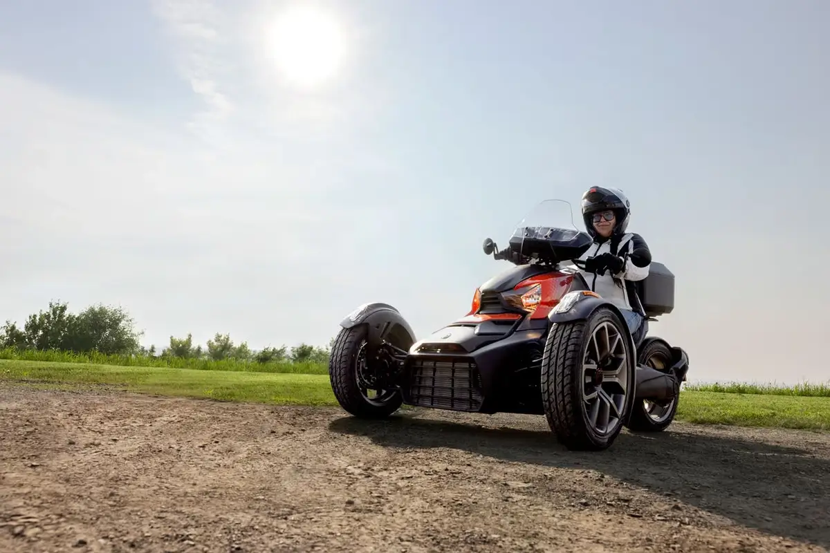 Ryker Rally чи стандартний Ryker: яку версію обрати для своїх маршрутів