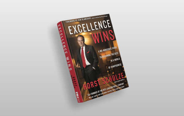 Excellence Wins: A No-Nonsense Guide to Becoming the Best in a World of Compromise (Майстерність перемагає: як стати найкращим у світі компромісу)