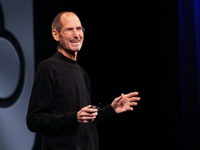 Стів Джобс (Steve Jobs), Apple